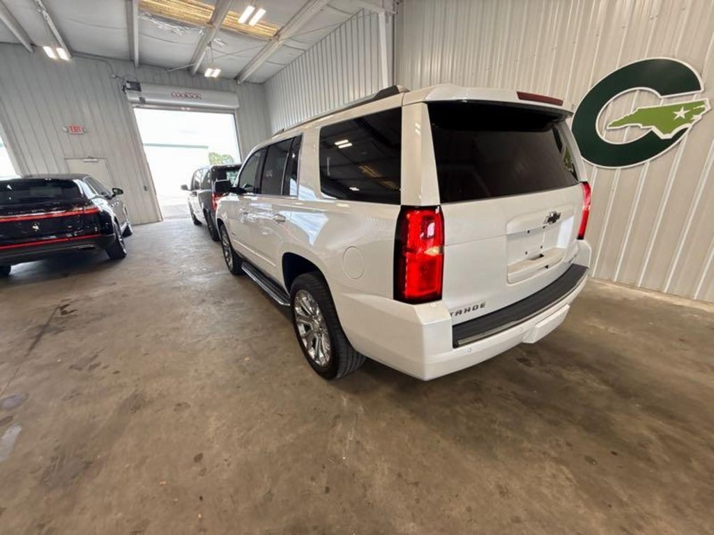 2019 Chevrolet Tahoe Premier photo 4