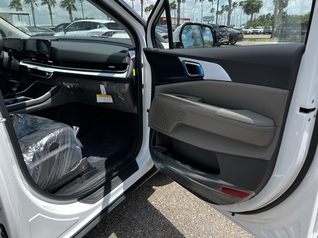 2026 Kia Carnival LX photo 20