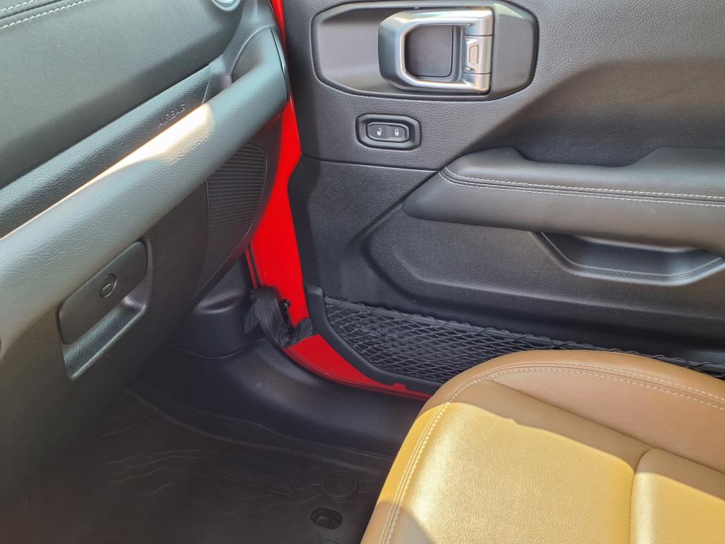 2022 Jeep Wrangler Unlimited Sahara 4xe photo 23