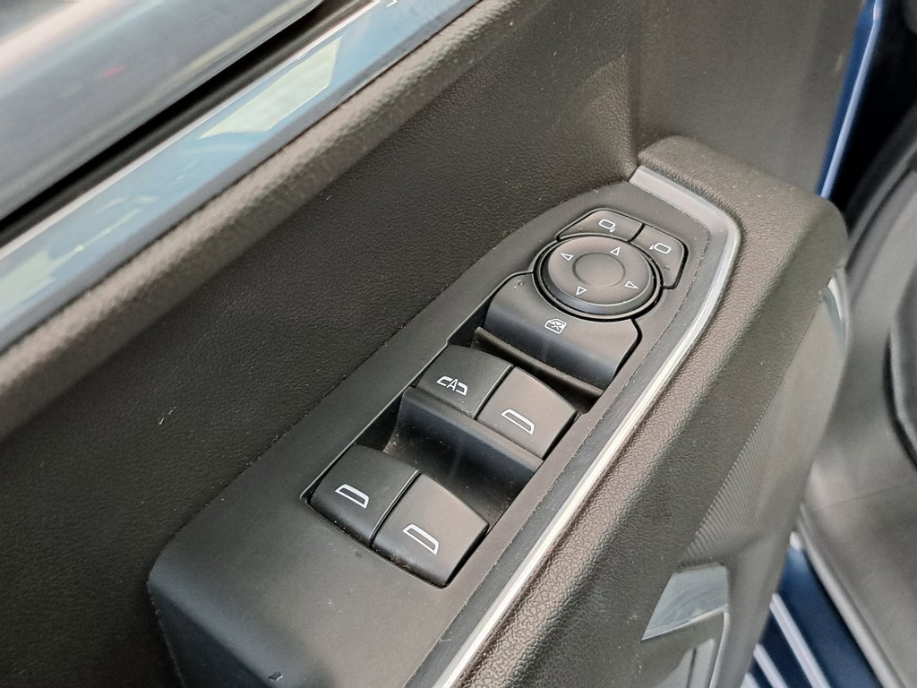 2023 Chevrolet Silverado 1500 LT photo 22