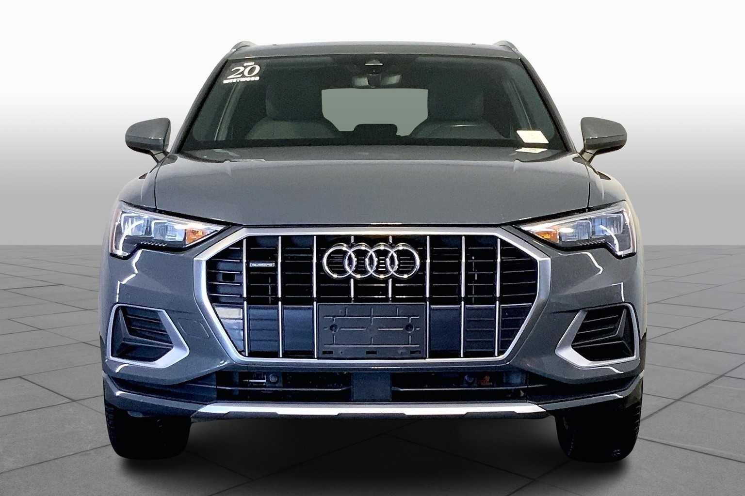 2020 Audi Q3 Premium photo 2