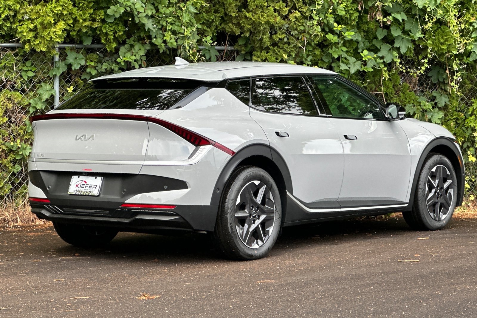 2025 Kia EV6 Light Wind photo 3