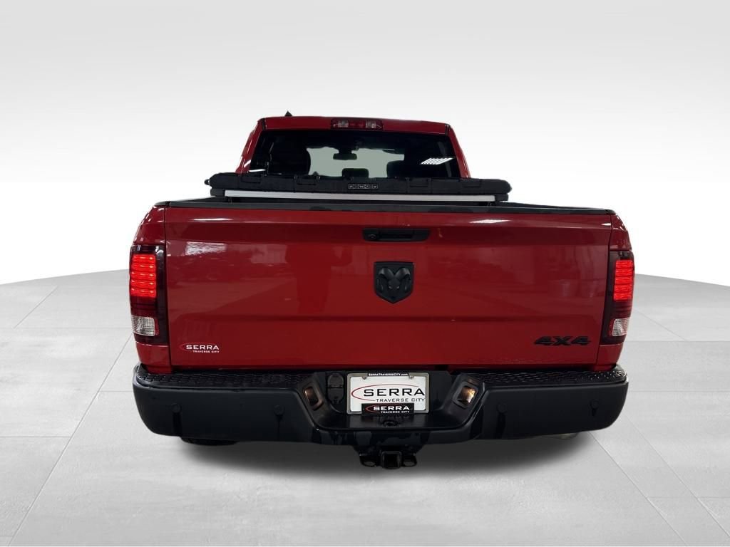 2021 Ram 1500 Classic Warlock photo 3