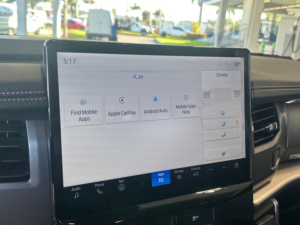 2022 Ford Expedition XLT photo 11