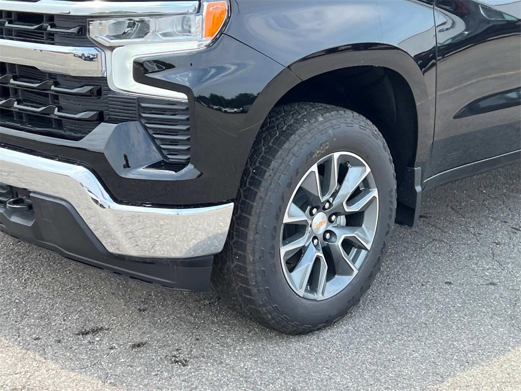 2026 Chevrolet Silverado 1500 LT photo 8