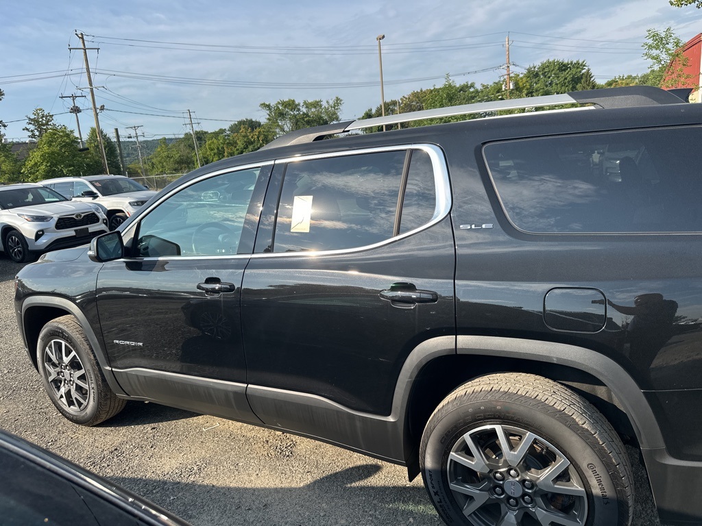 2023 Gmc Acadia SLE photo 8