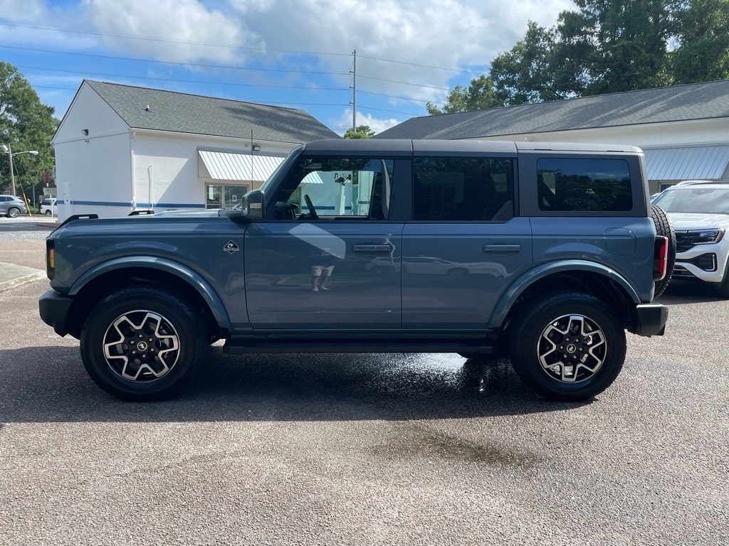 2024 Ford Bronco Outer Banks photo 31