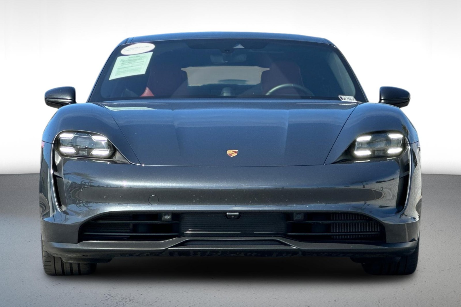2023 Porsche Taycan photo 12