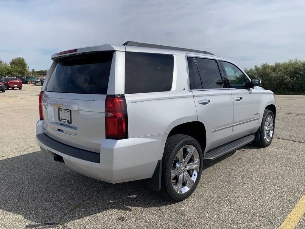 2015 Chevrolet Tahoe LT photo 3
