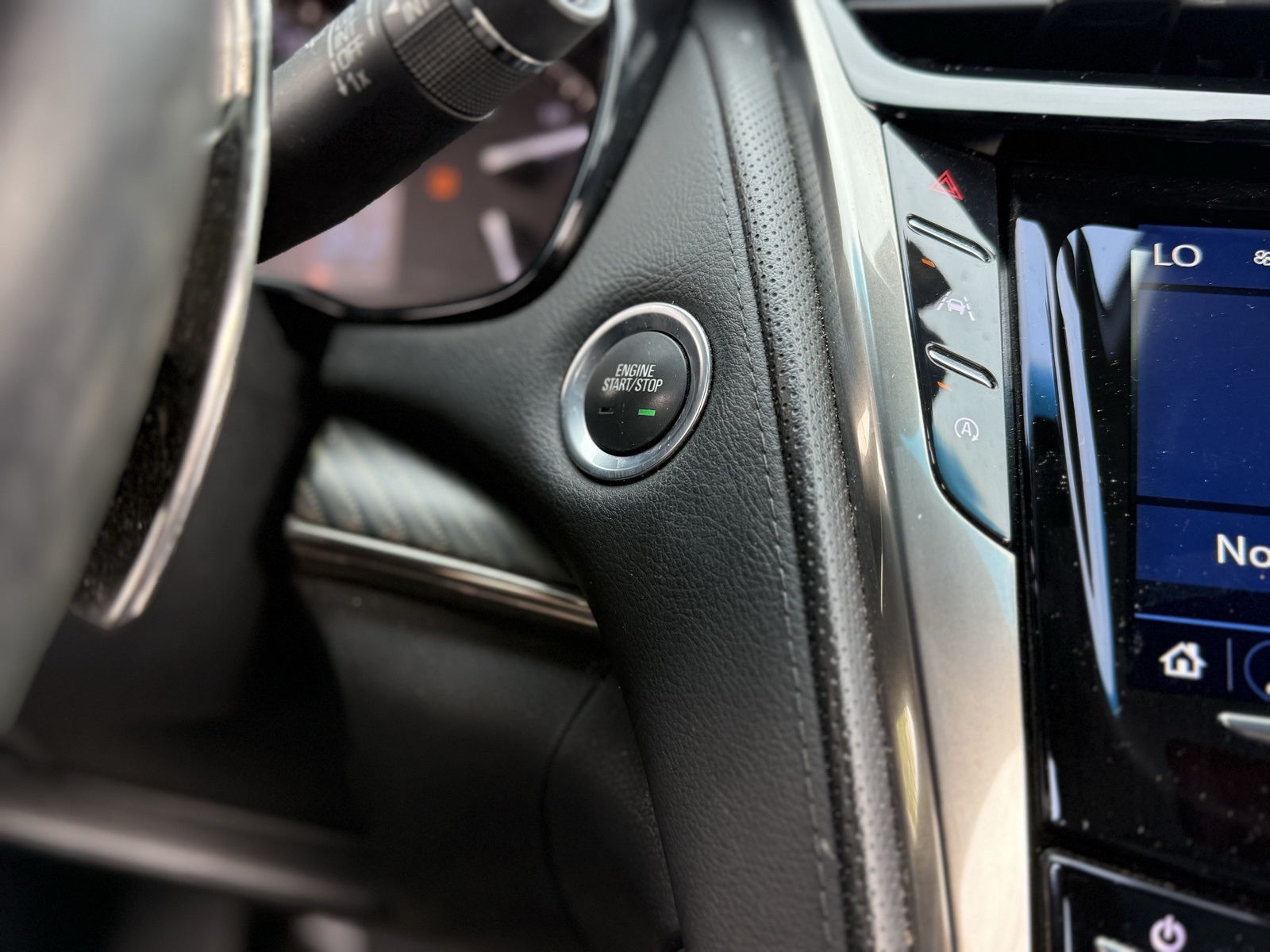2017 Cadillac CTS Luxury photo 19