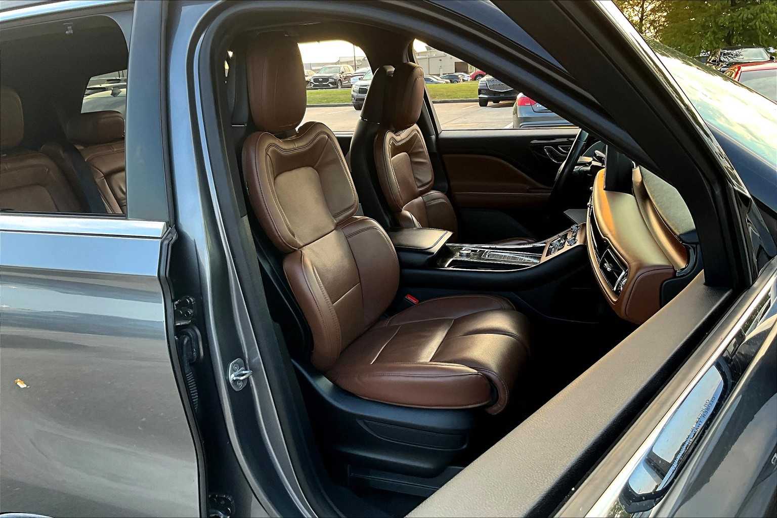 2022 Lincoln Aviator Reserve photo 8