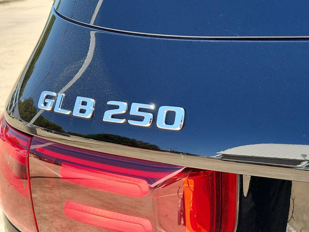 2024 Mercedes Benz GLB 250 photo 29