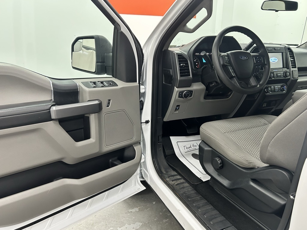 2020 Ford F-150 XLT photo 18