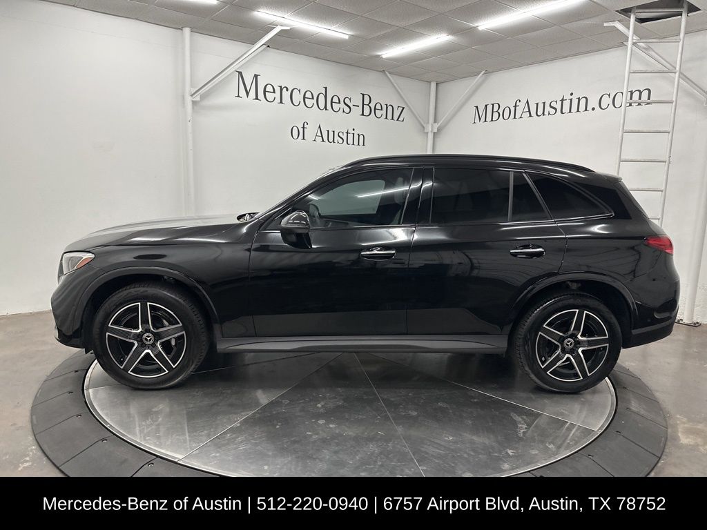 2024 Mercedes Benz GLC 4MATIC 300 photo 4
