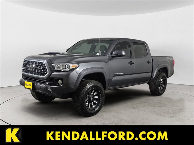 2019 Toyota Tacoma TRD Sport's photo
