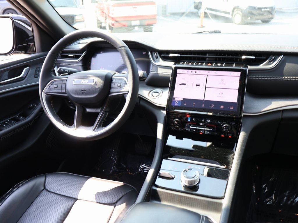 2024 Jeep Grand Cherokee Limited photo 14