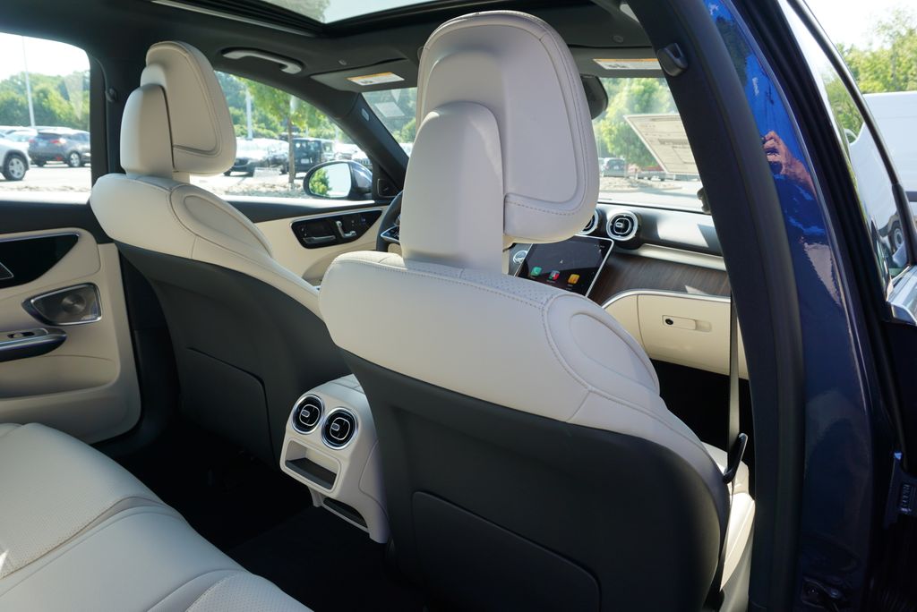 2025 Mercedes Benz C 300 photo 54