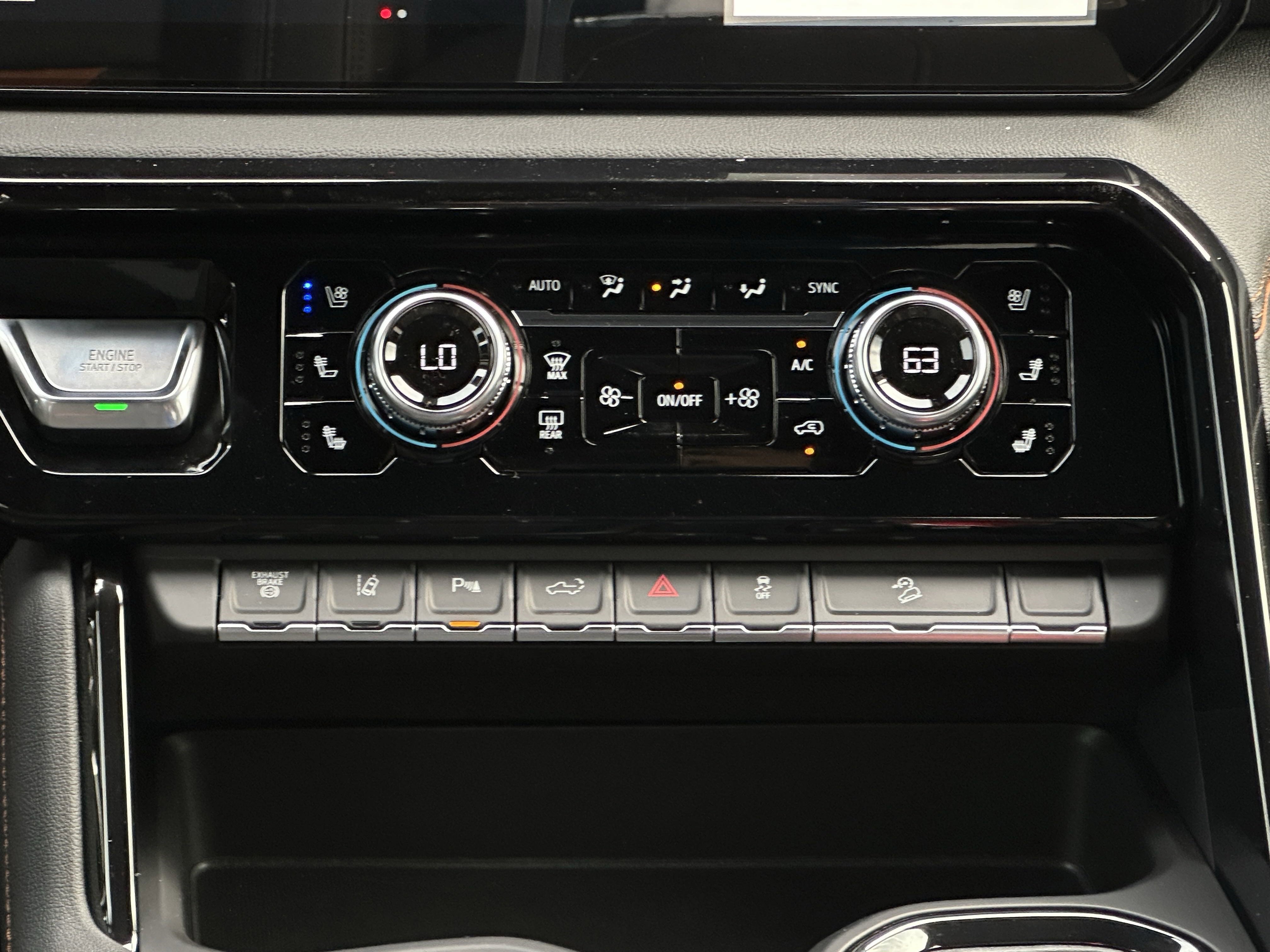 2025 Gmc Sierra 2500 HD AT4 photo 12