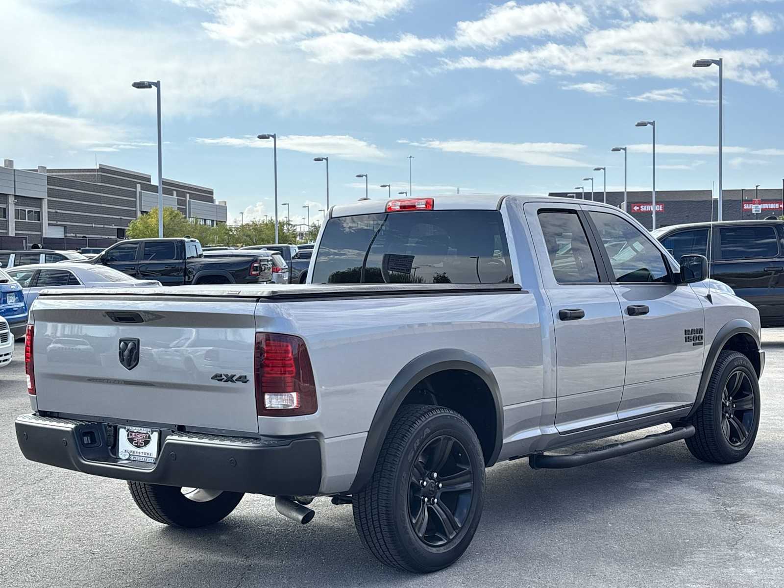 2022 Ram 1500 Classic Warlock photo 9