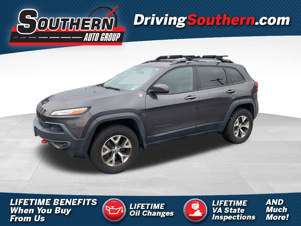 2017 Jeep Cherokee Trailhawk photo 2