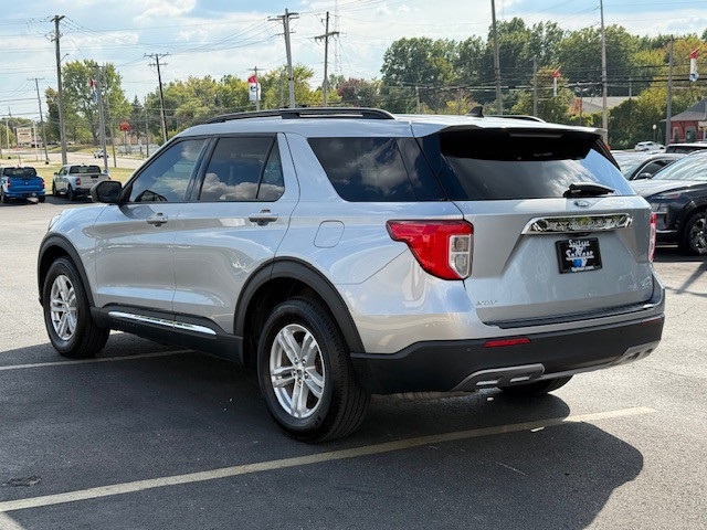 2022 Ford Explorer XLT photo 5