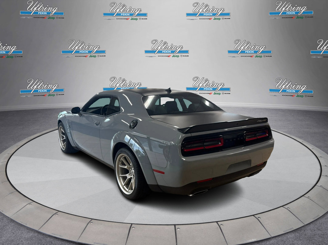 2020 Dodge Challenger R/T Scat Pack Widebody photo 4