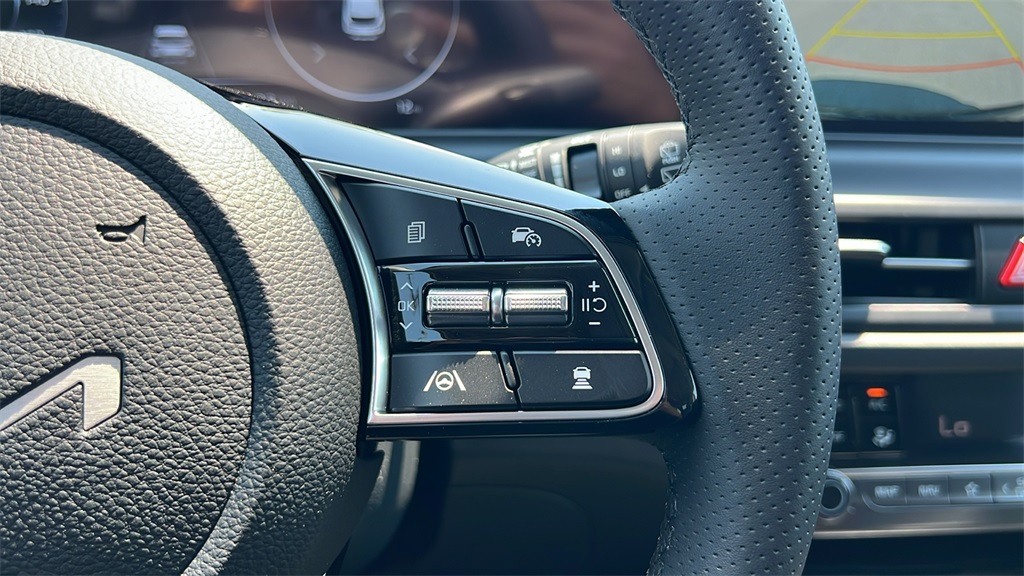 2026 Kia Seltos SX photo 14