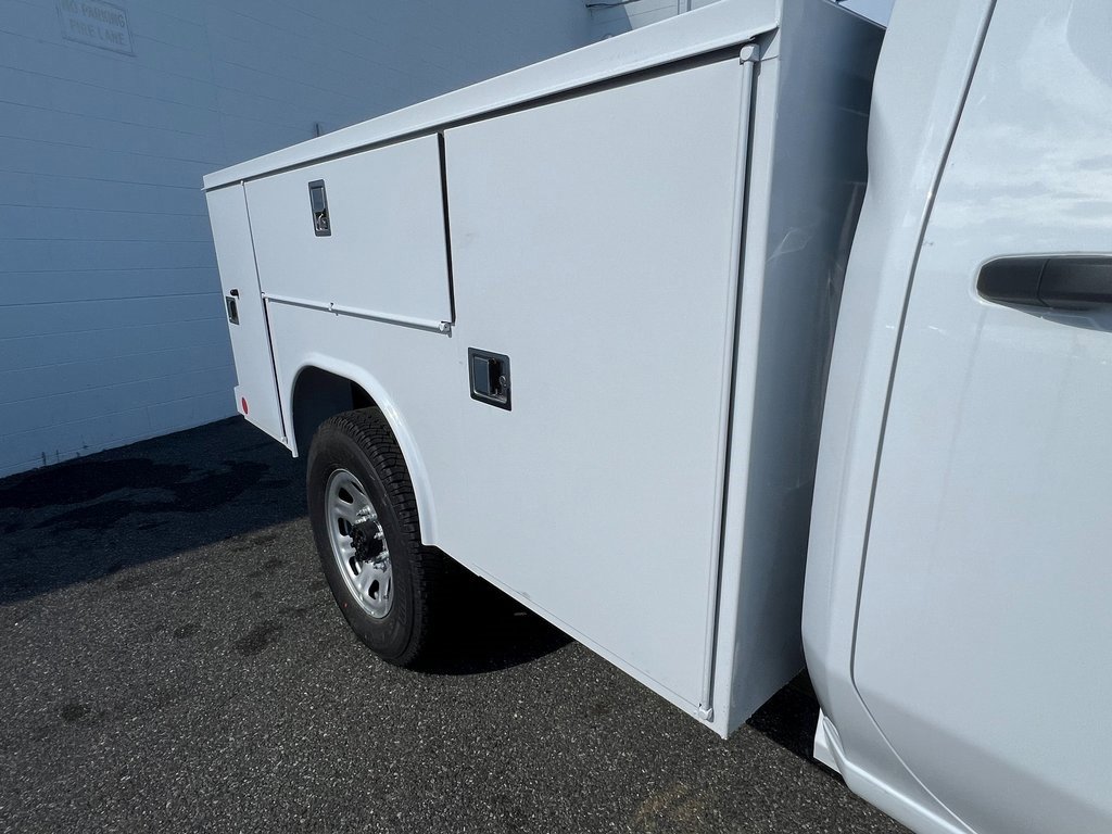 2024 Chevrolet Silverado 3500HD photo 4