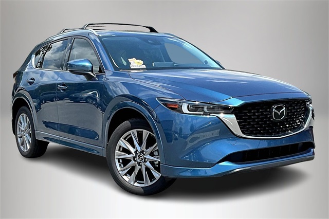2024 Mazda CX-5 S Premium package's photo