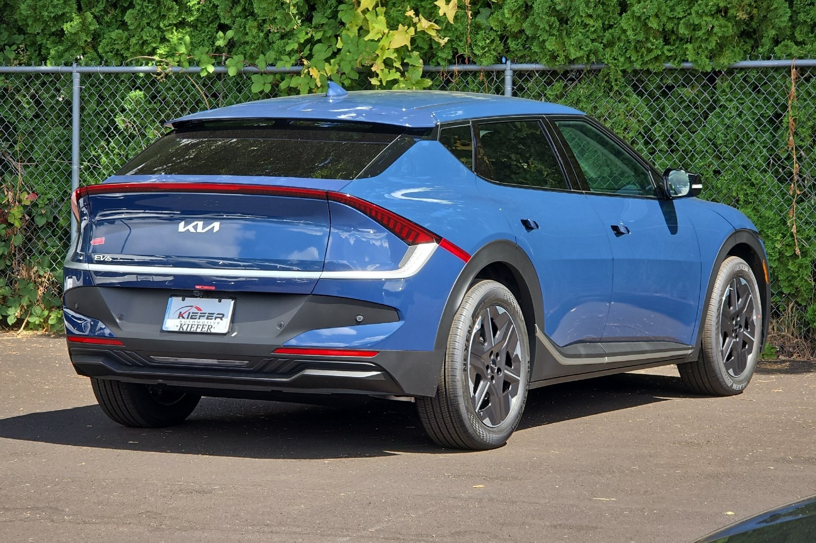2025 Kia EV6 Light Wind photo 3