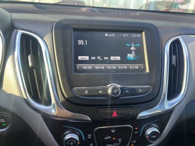 2018 Chevrolet Equinox LS photo 5