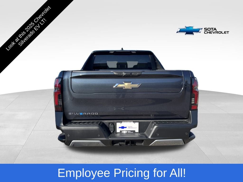 2025 Chevrolet Silverado EV LT photo 4
