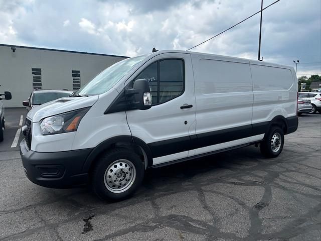 2025 Ford Transit photo 2