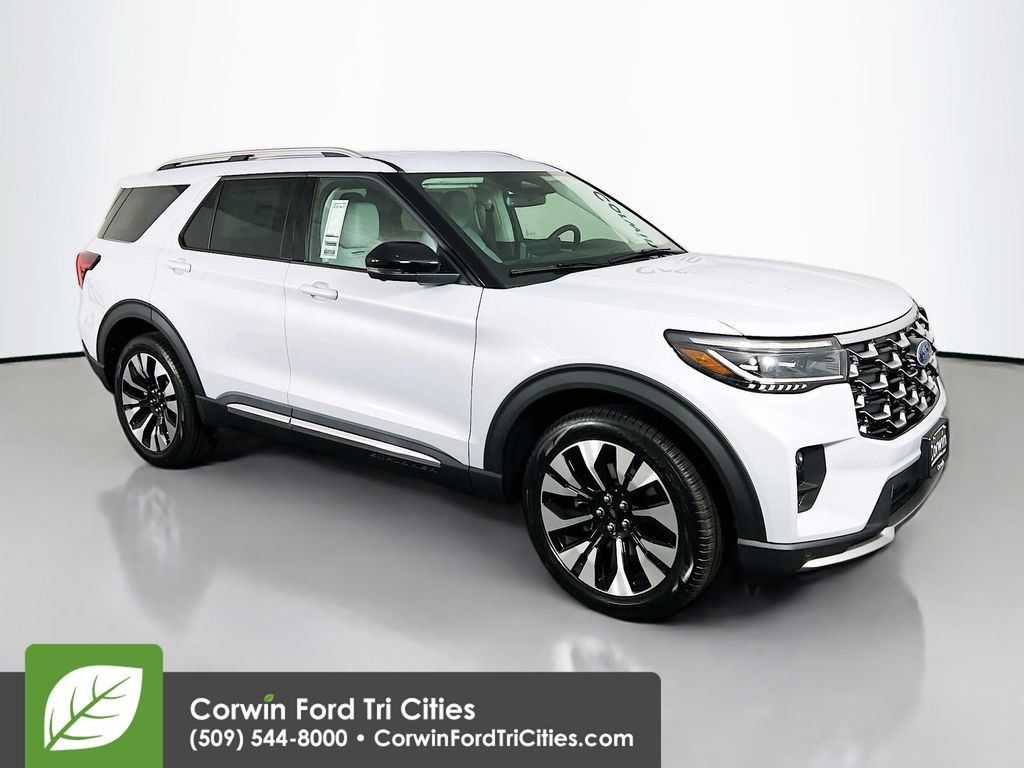 2026 Ford Explorer Platinum's photo