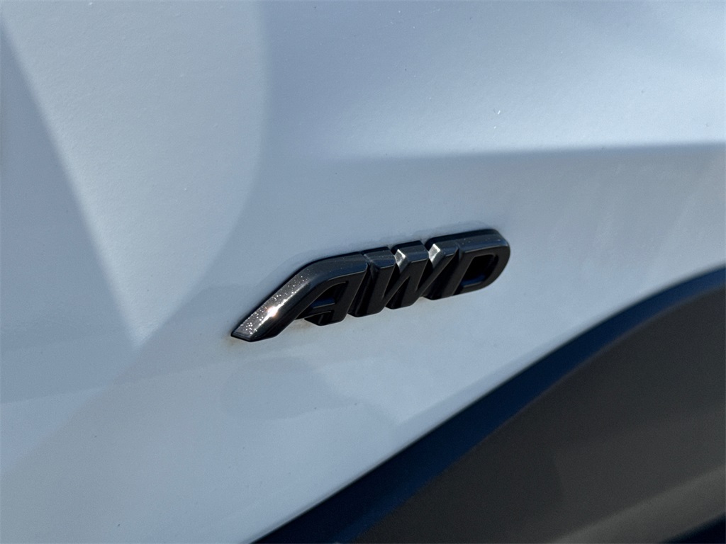2021 Toyota RAV4 Hybrid LE photo 11
