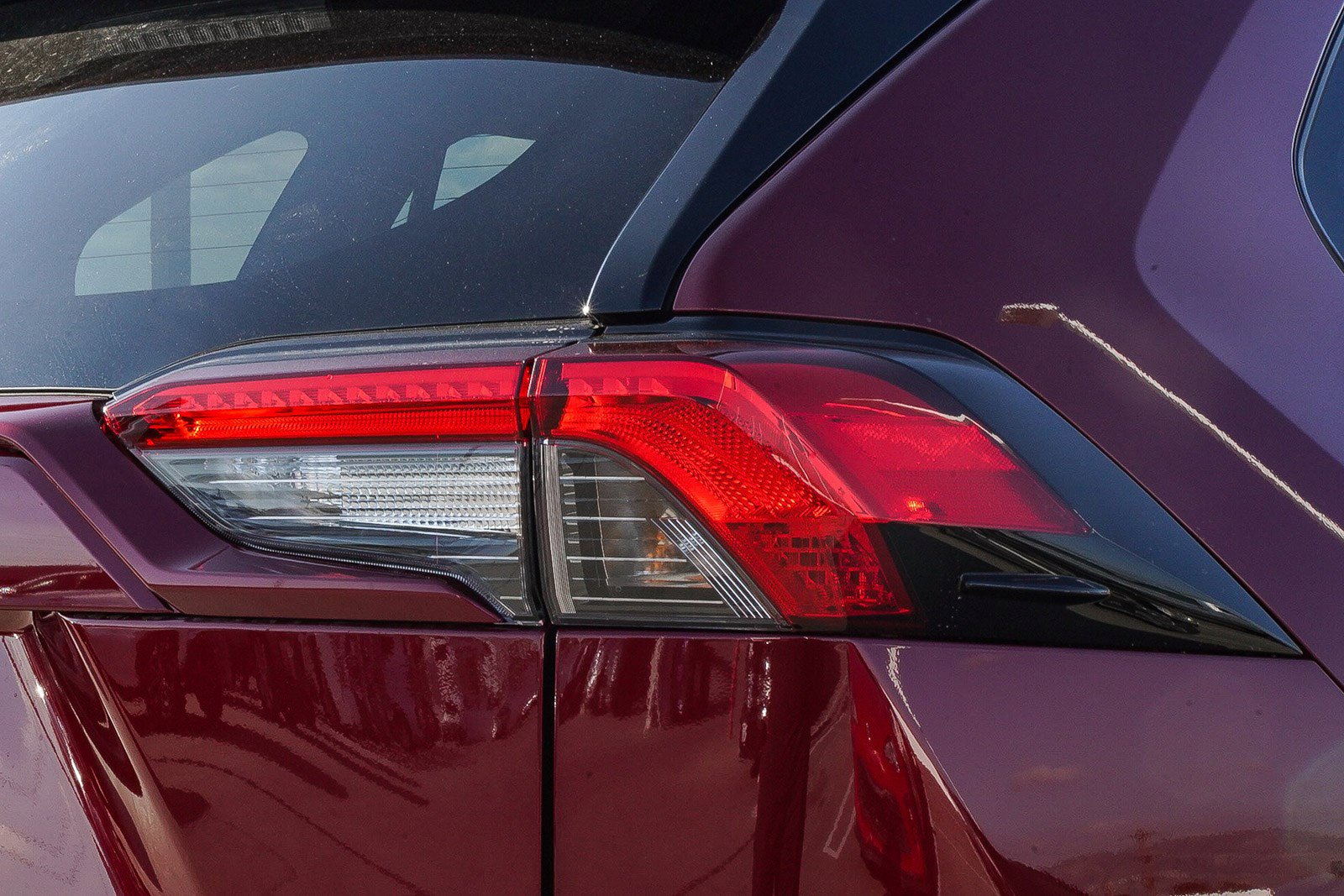 2025 Toyota RAV4 Hybrid LE photo 6