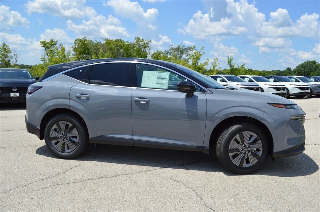 2025 Nissan Murano SL photo 2
