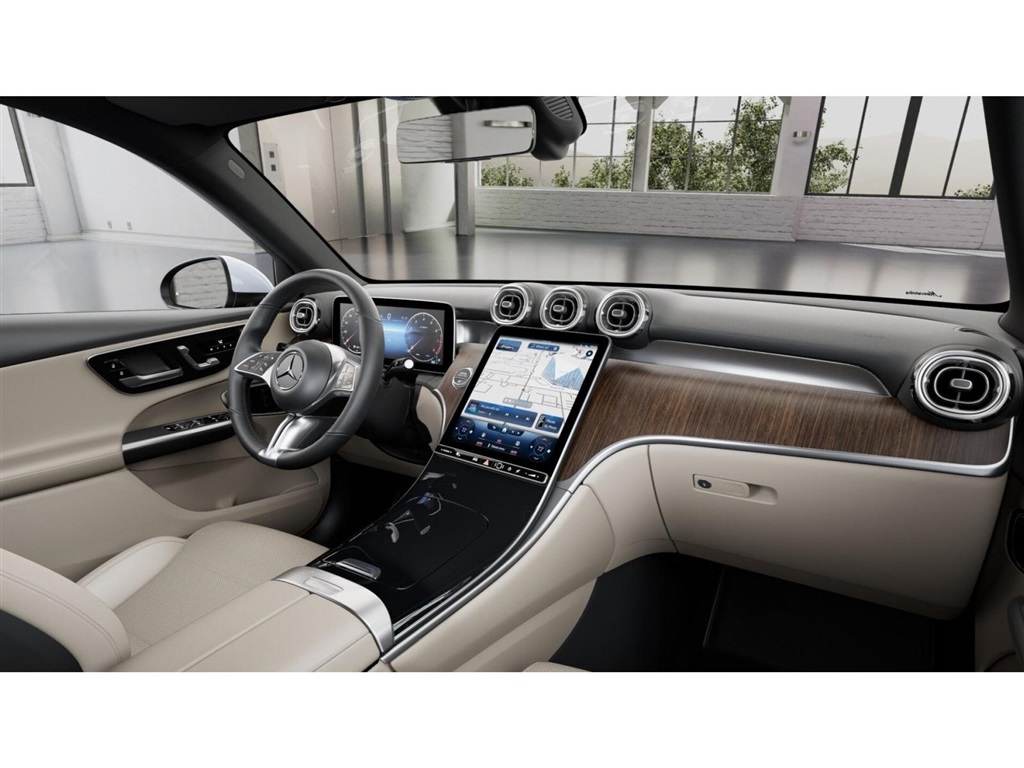 2025 Mercedes Benz GLC 300 4MATIC photo 6