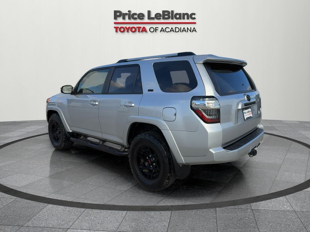 2023 Toyota 4Runner SR5 Premium photo 4
