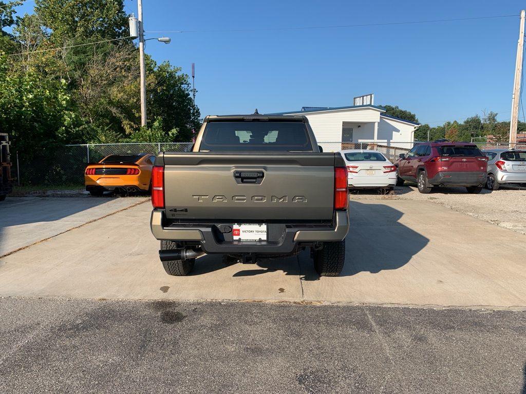 2025 Toyota Tacoma TRD Off-Road 4x4 Double Cab photo 4