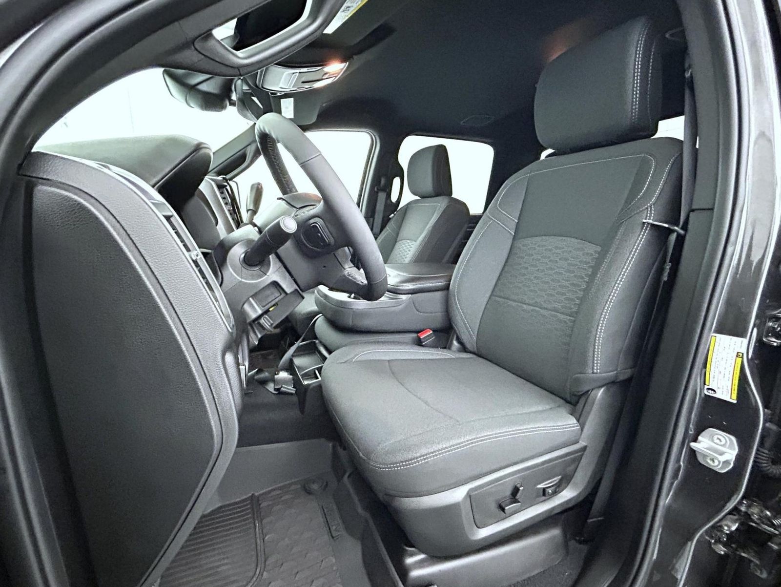 2025 Ram 3500 Big Horn photo 10
