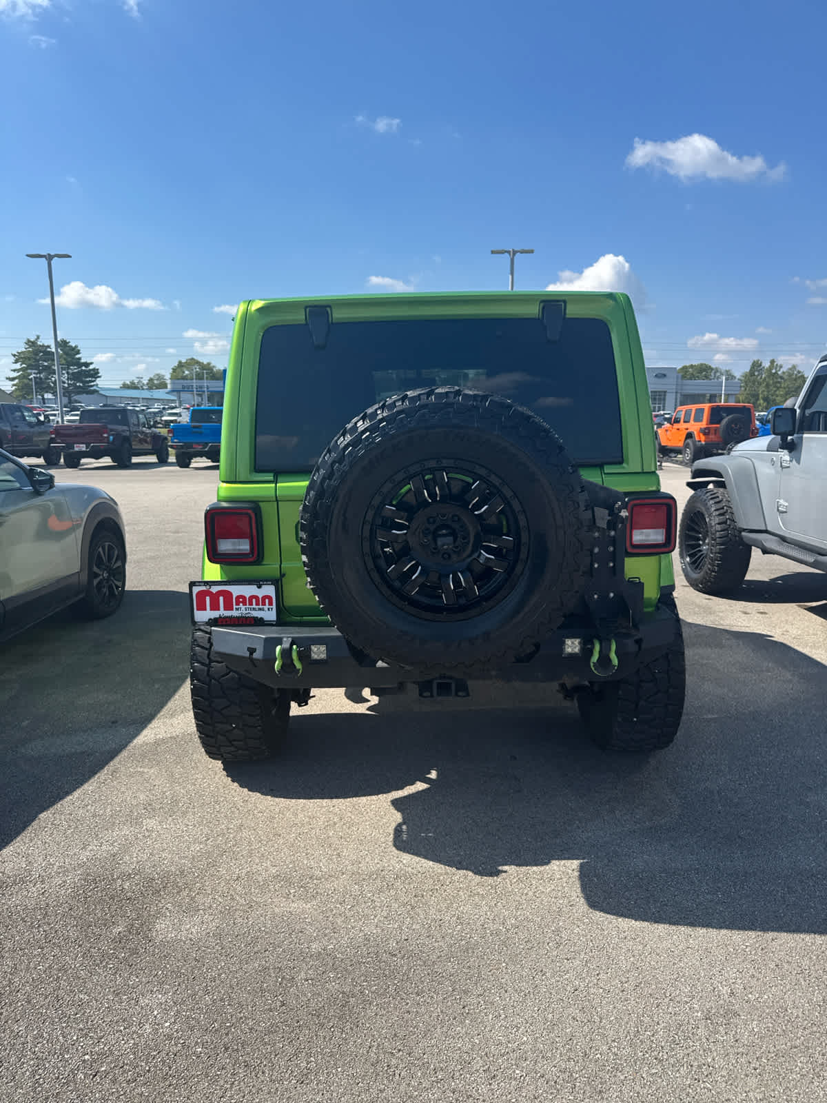 2019 Jeep Wrangler Unlimited Sahara photo 4