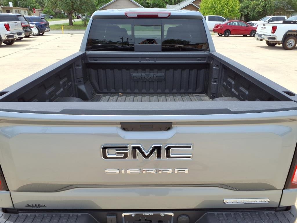 New 2025 Sterling Metallic GMC Elevation image 12