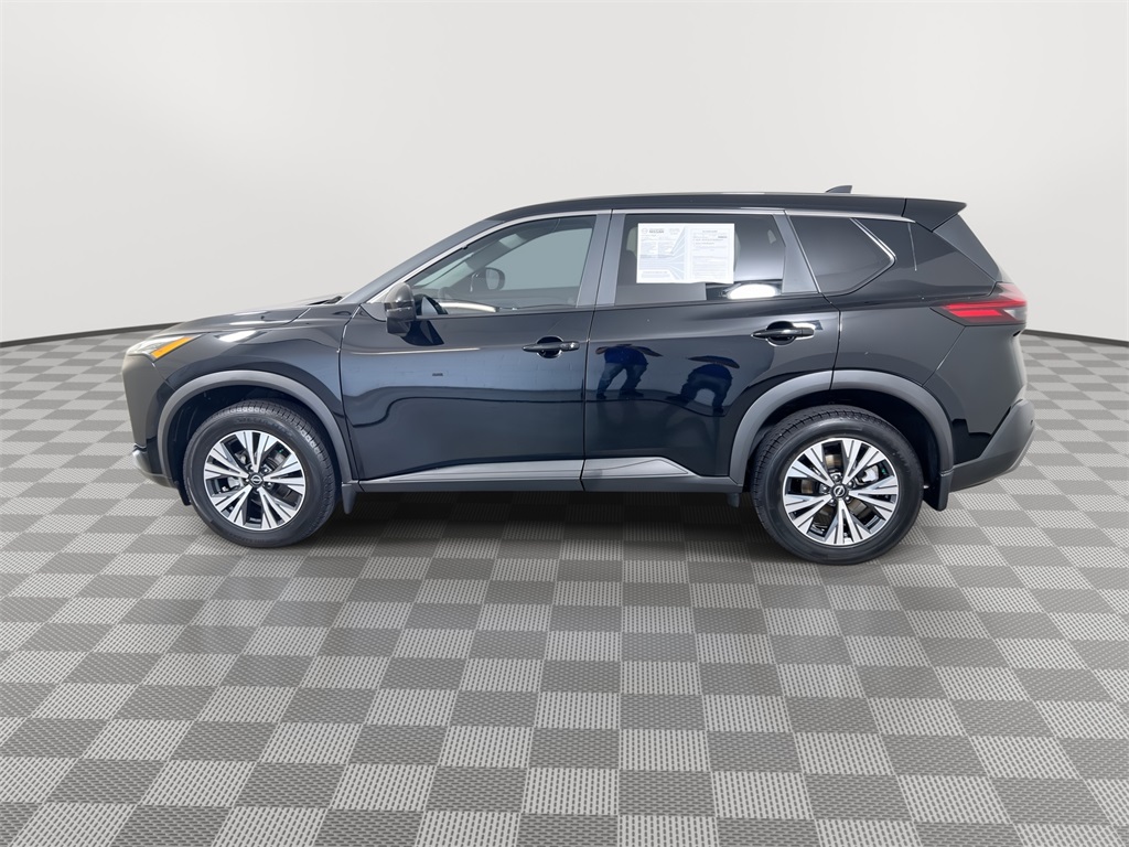 2023 Nissan Rogue SV photo 4