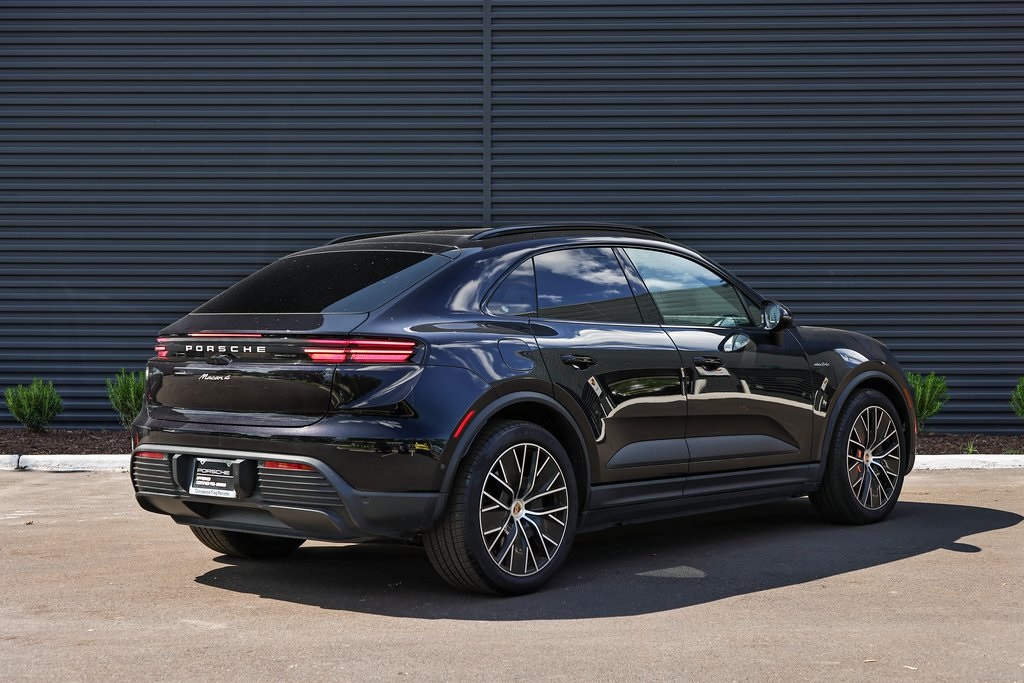2024 Porsche Macan Electric 4 photo 7