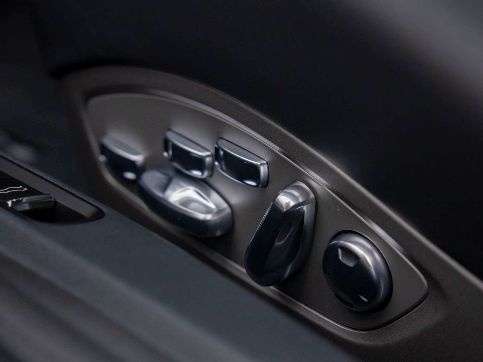 2025 Porsche Cayman Base S photo 15