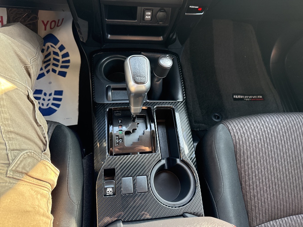 2017 Toyota 4Runner TRD Off-Road photo 18