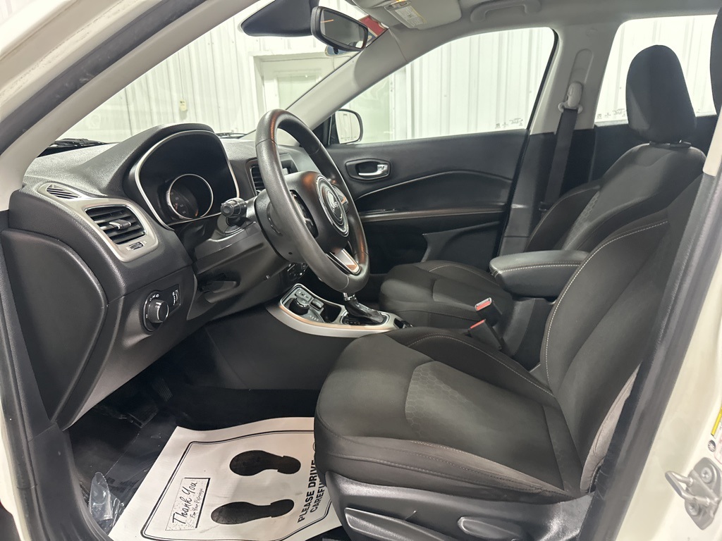 2020 Jeep Compass Sport photo 10