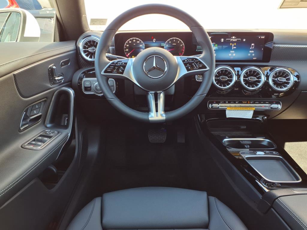 2025 Mercedes Benz CLA 250 photo 11
