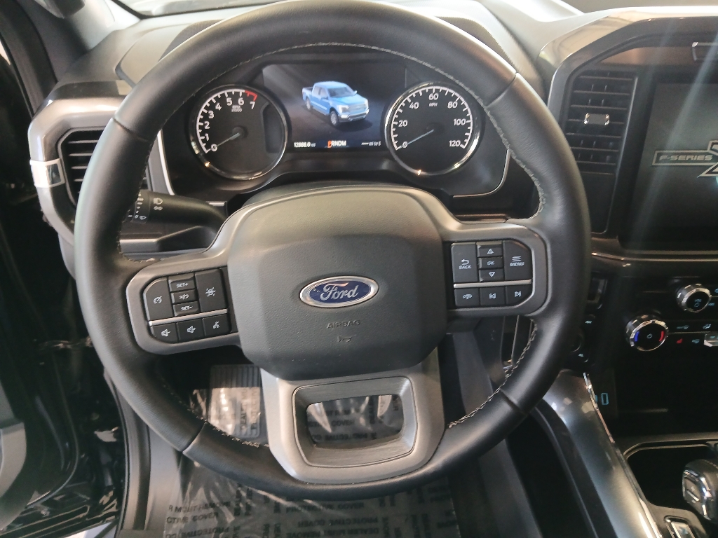 2023 Ford F-150 XLT photo 12